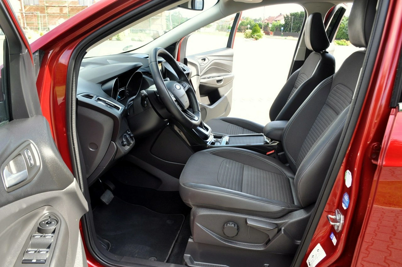 Ford Kuga - Zdjęcie 20