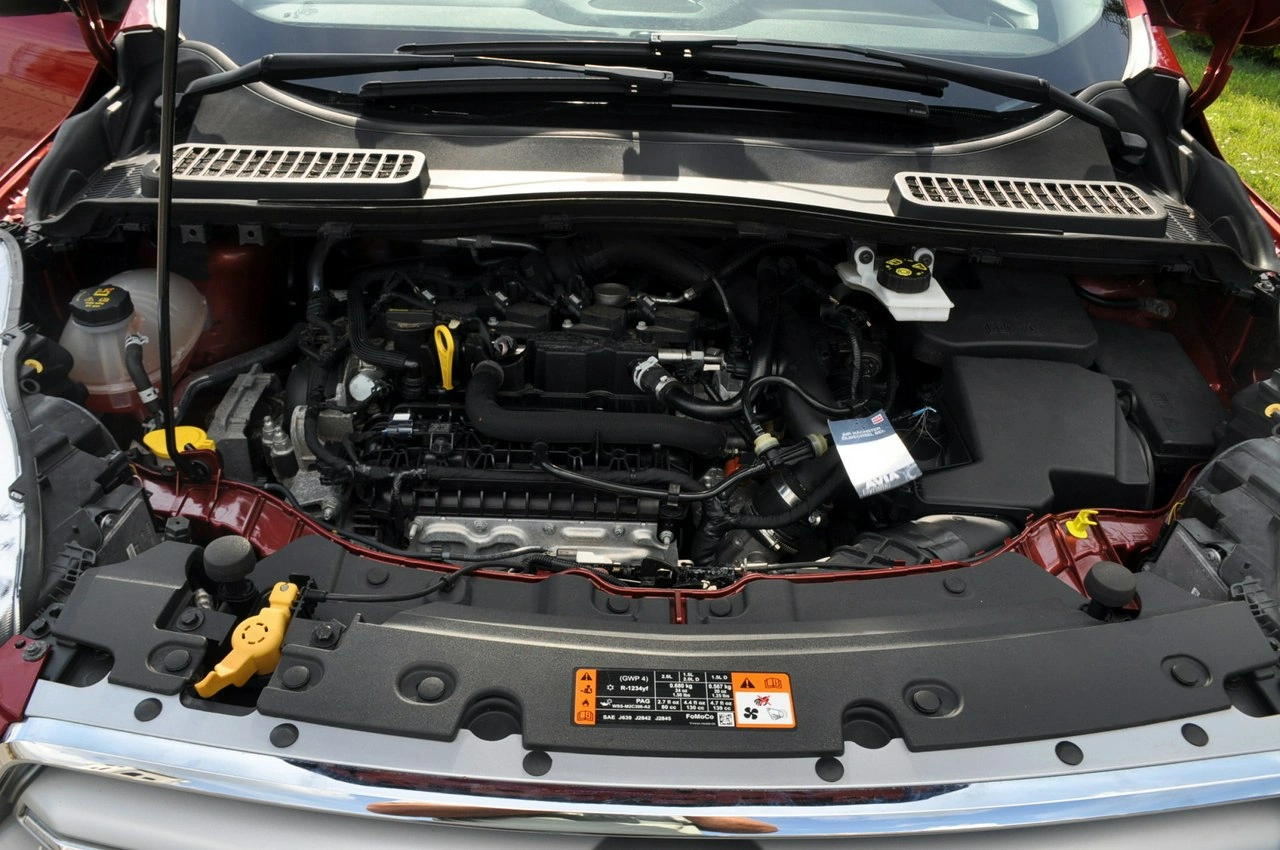 Ford Kuga - Zdjęcie 38
