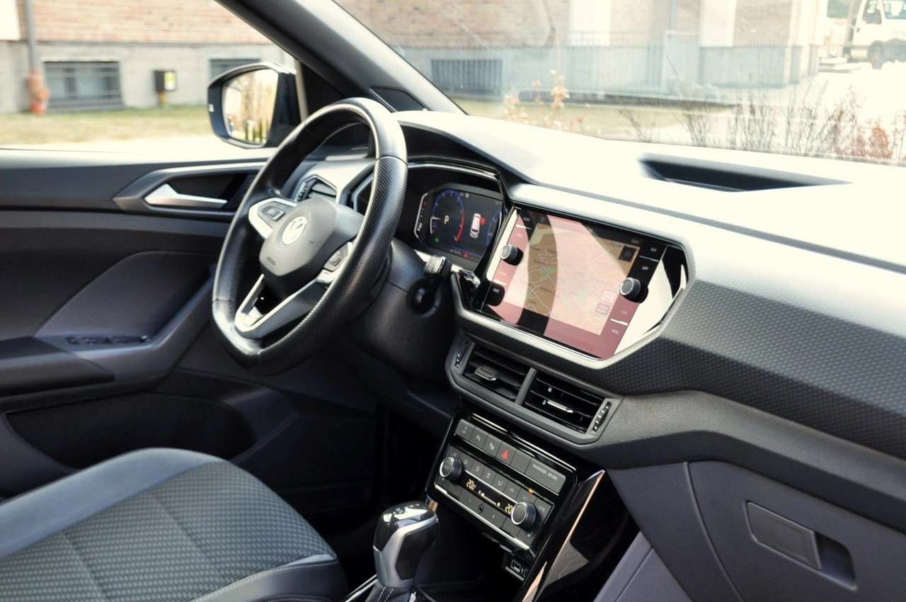 Volkswagen T-Cross - Zdjęcie 18