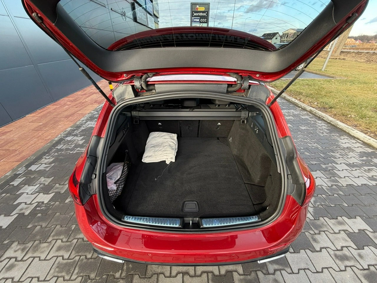 Mercedes C 300 - Zdjęcie 23