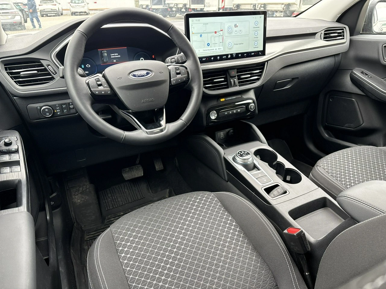 Ford Kuga - Zdjęcie 12