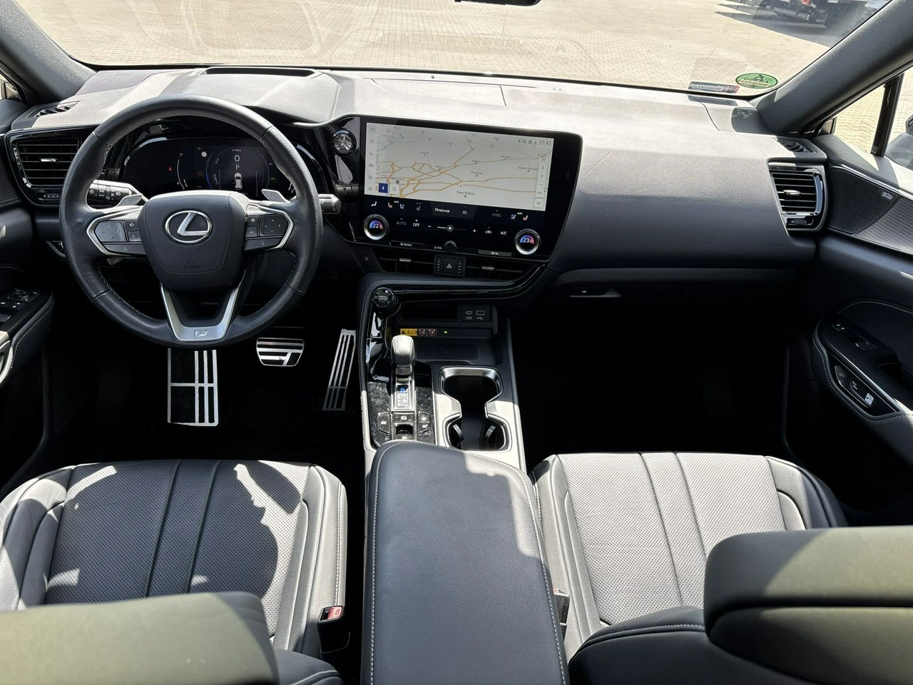 Lexus NX - Zdjęcie 13