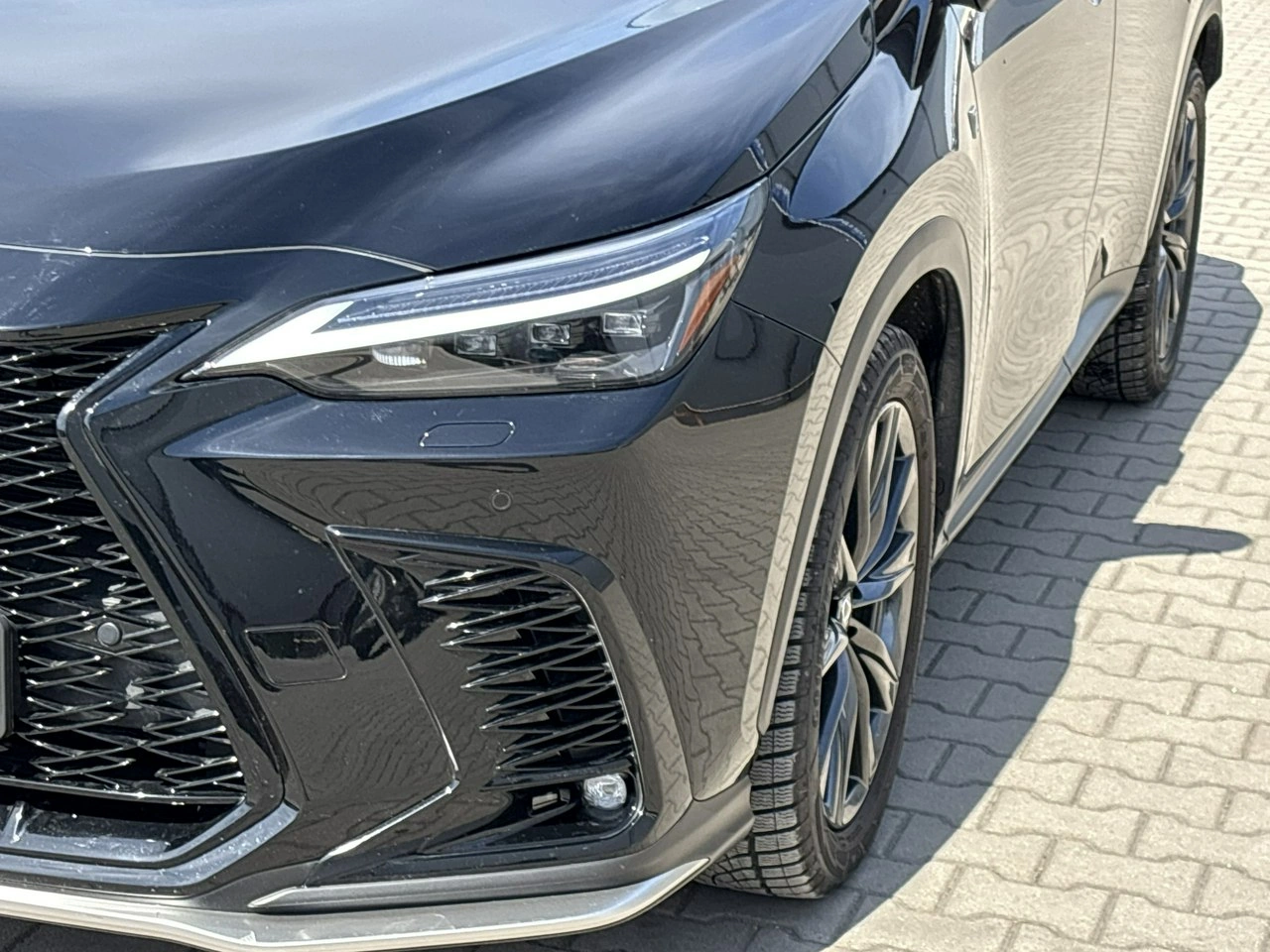 Lexus NX - Zdjęcie 8