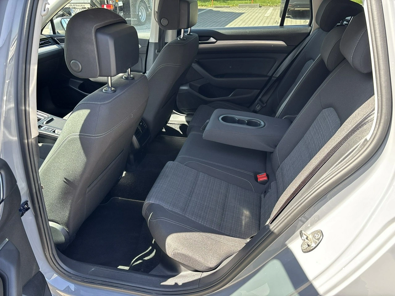 Volkswagen Passat - Zdjęcie 11