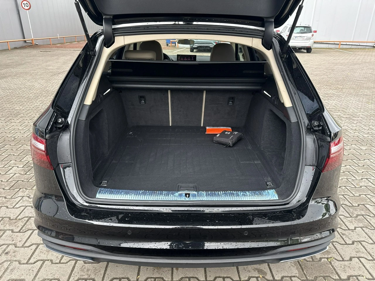 Audi A4 - Zdjęcie 15
