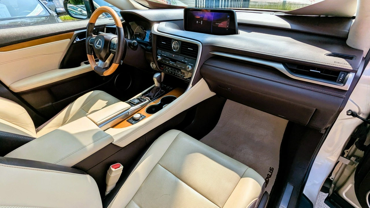 Lexus RX - Zdjęcie 23