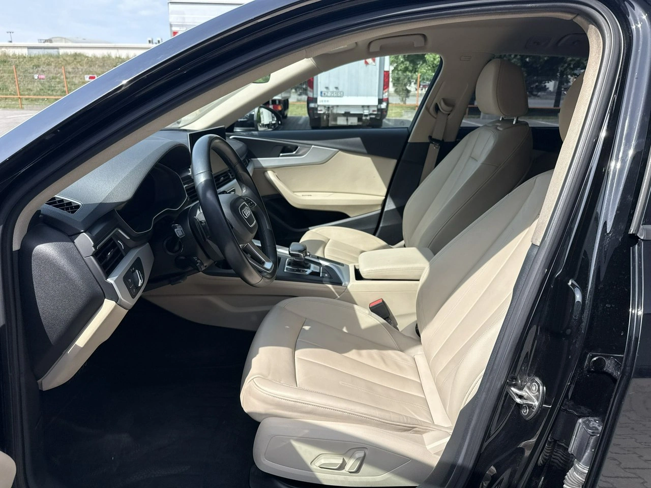 Audi A4 - Zdjęcie 10