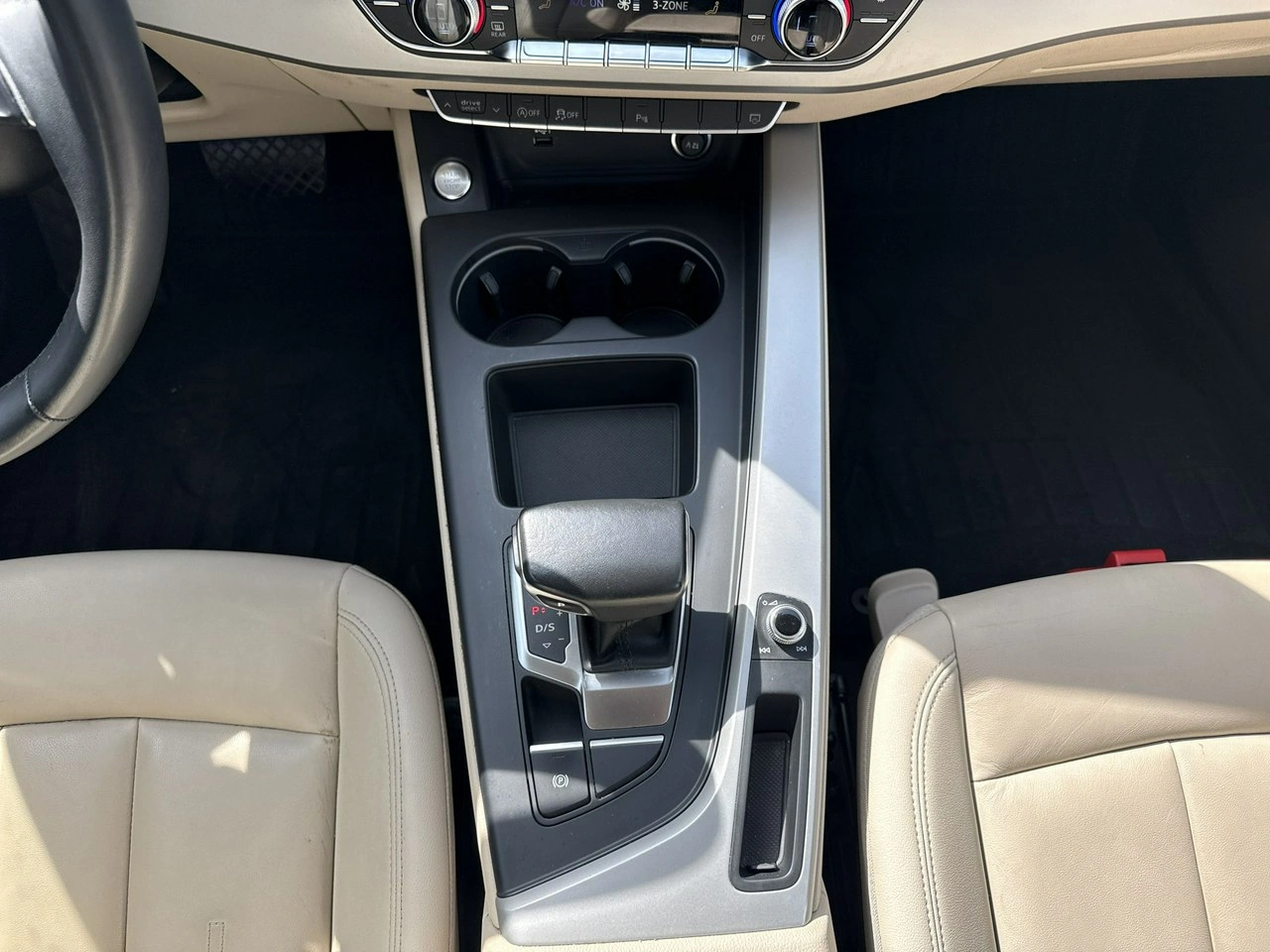 Audi A4 - Zdjęcie 23