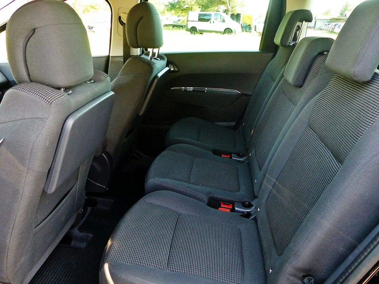 Peugeot 5008 - Zdjęcie 22