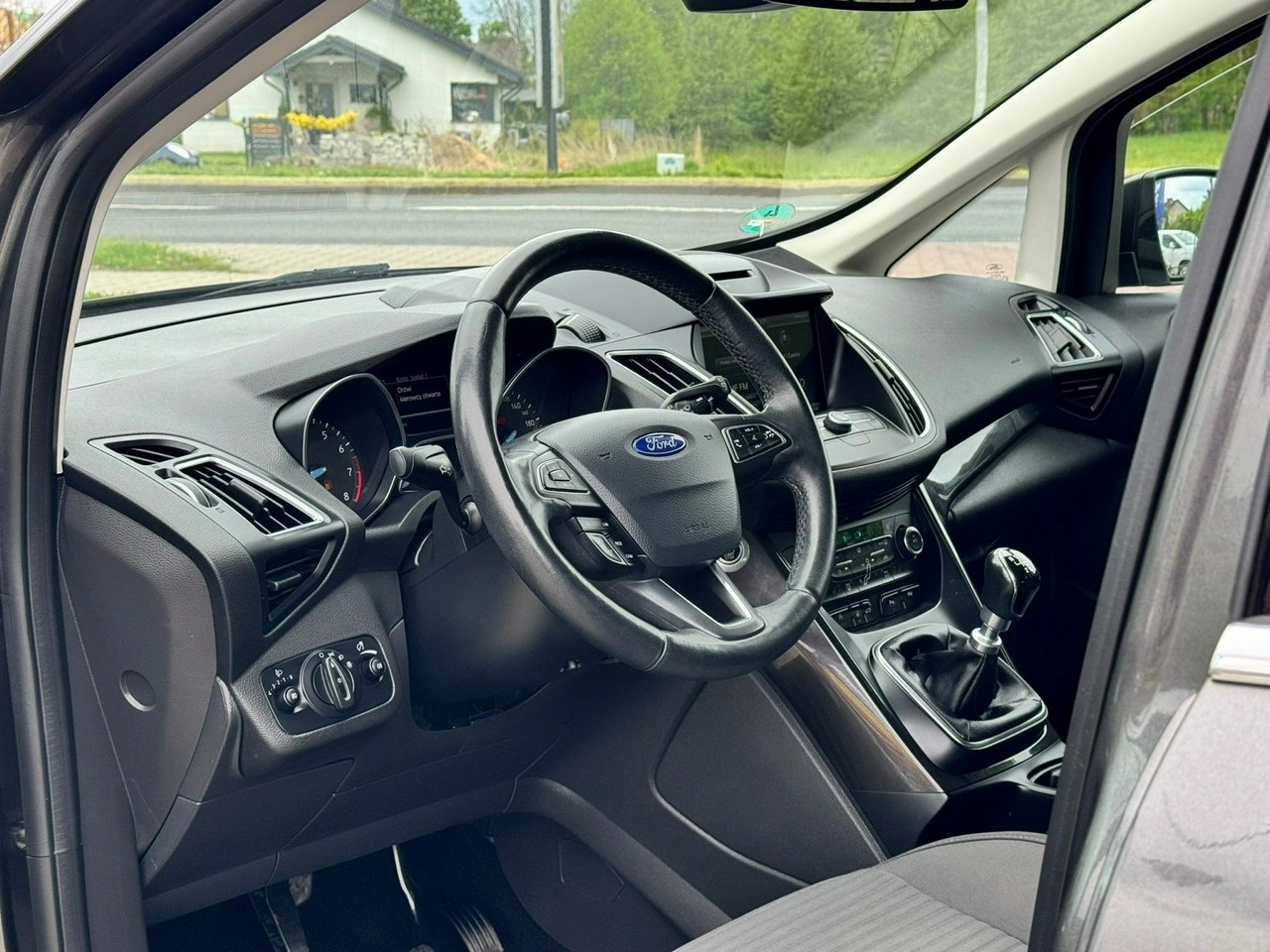 Ford Grand C-MAX - Zdjęcie 18