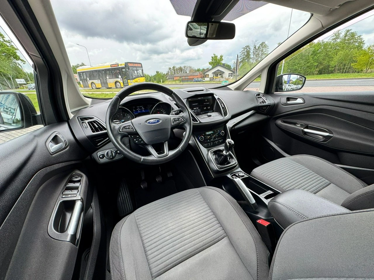 Ford Grand C-MAX - Zdjęcie 21