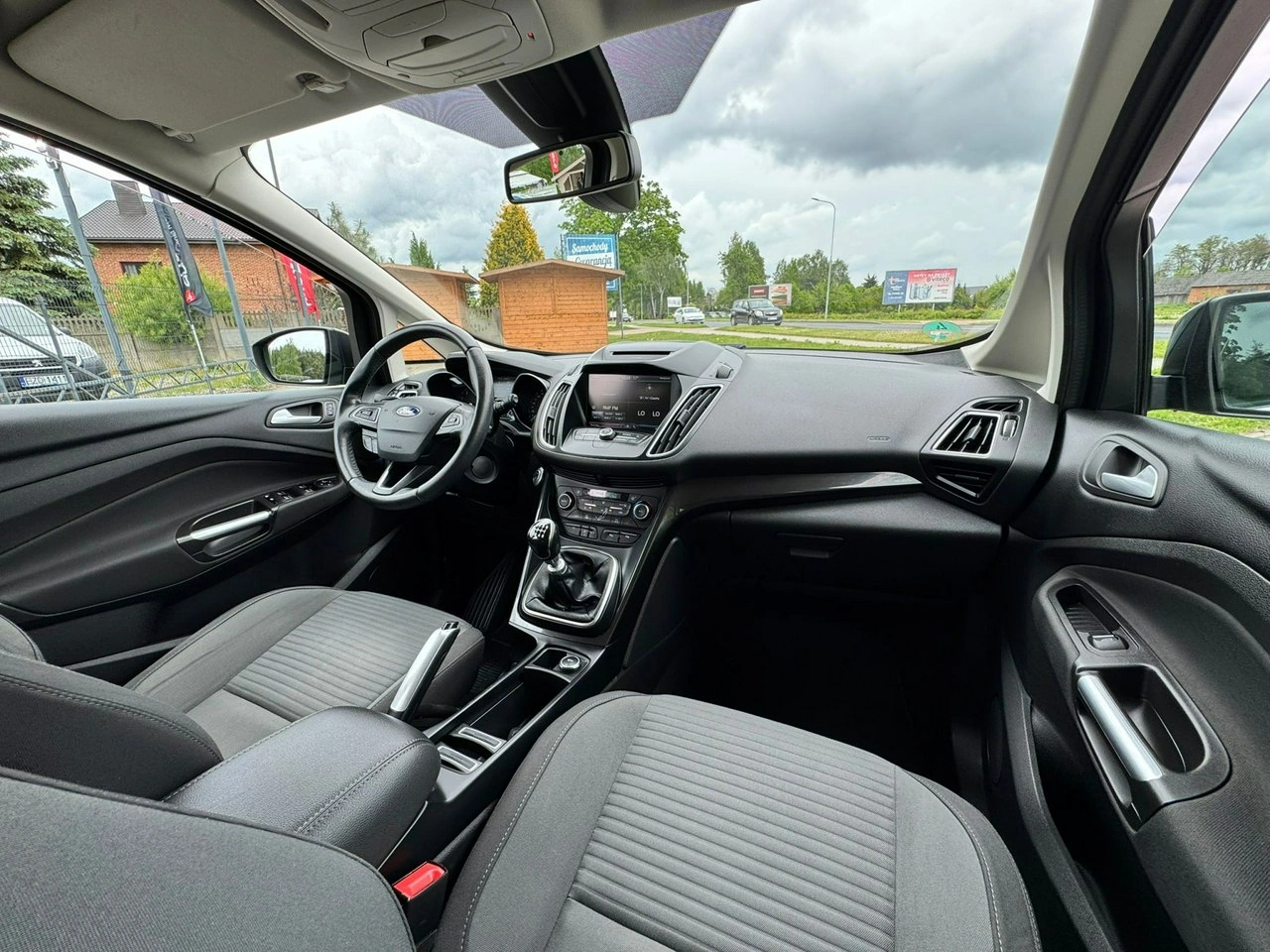 Ford Grand C-MAX - Zdjęcie 22