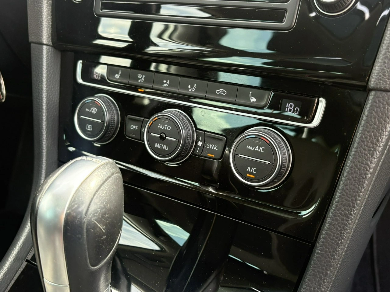 Volkswagen Golf Variant - Zdjęcie 15