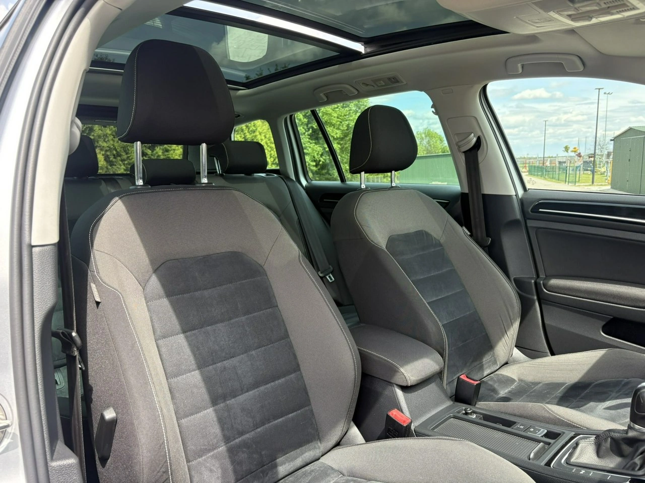 Volkswagen Golf Variant - Zdjęcie 18
