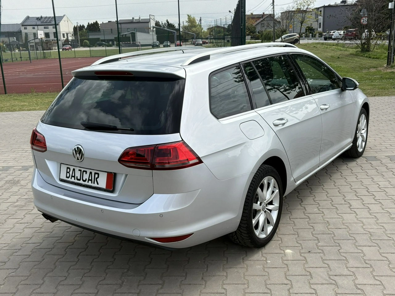 Volkswagen Golf Variant - Zdjęcie 5