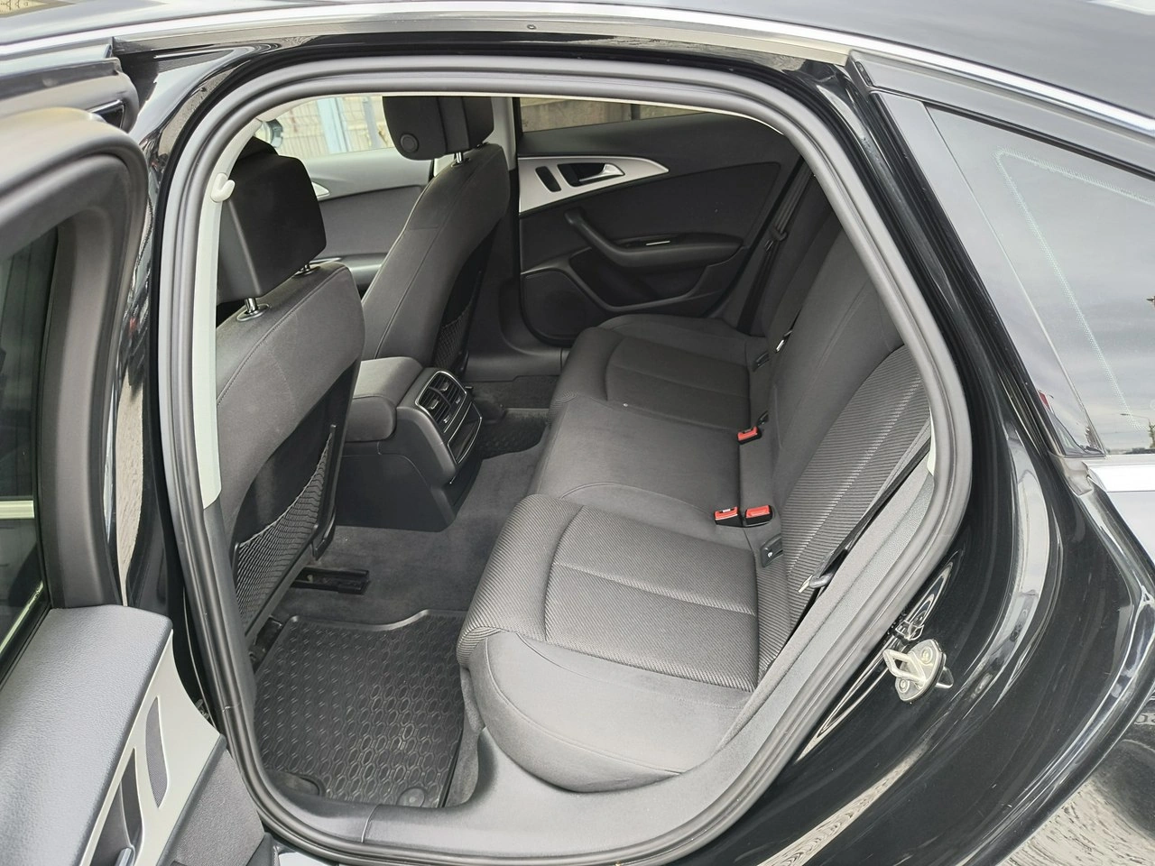 Audi A6 - Zdjęcie 10