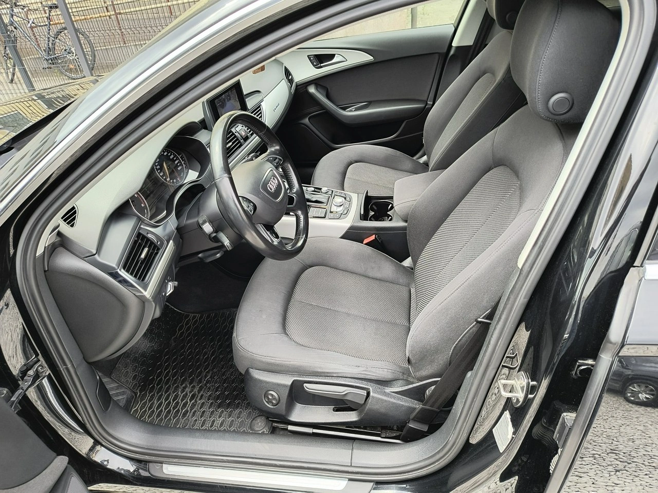 Audi A6 - Zdjęcie 8
