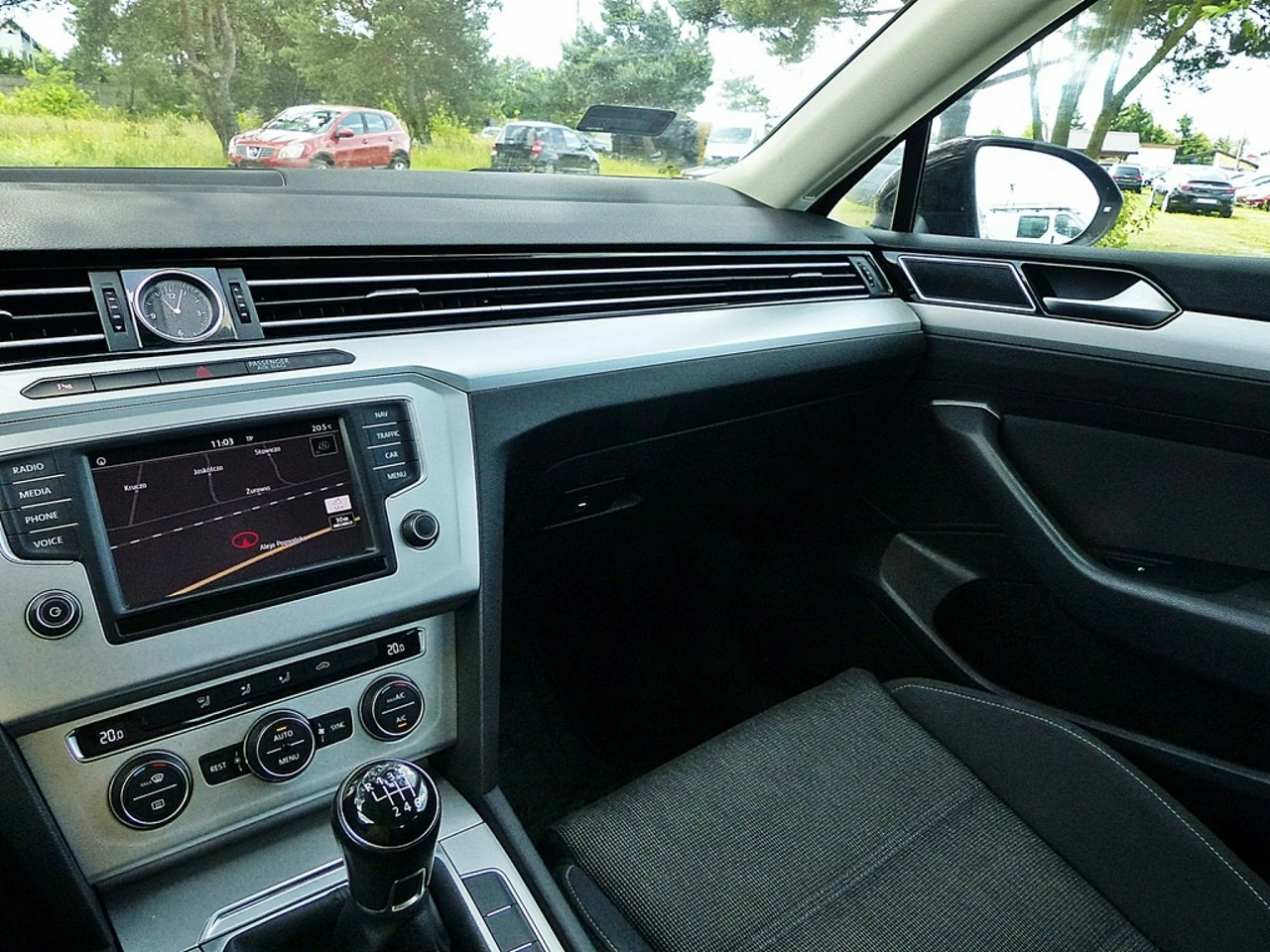 Volkswagen Passat - Zdjęcie 33