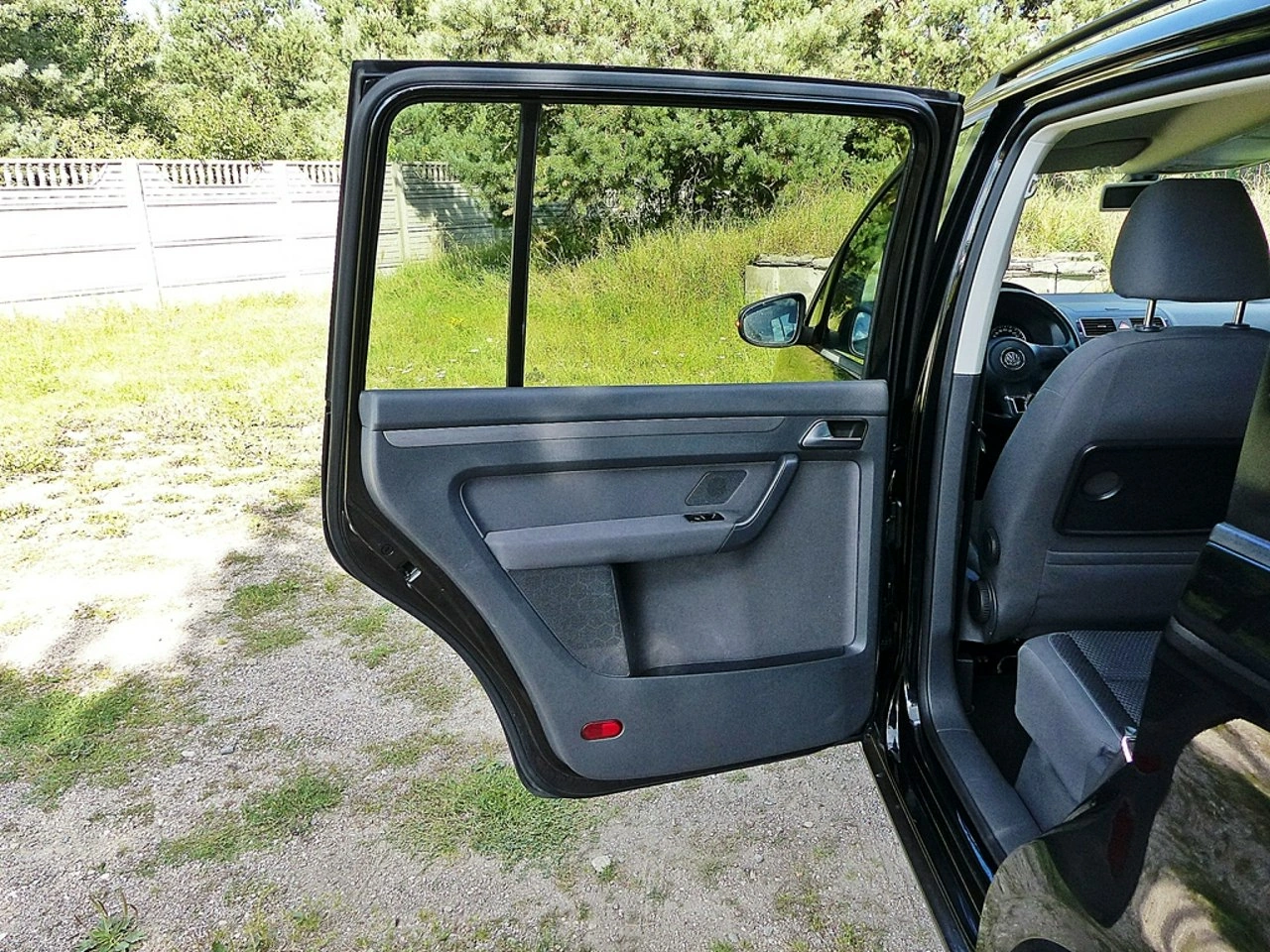 Volkswagen Touran - Zdjęcie 22