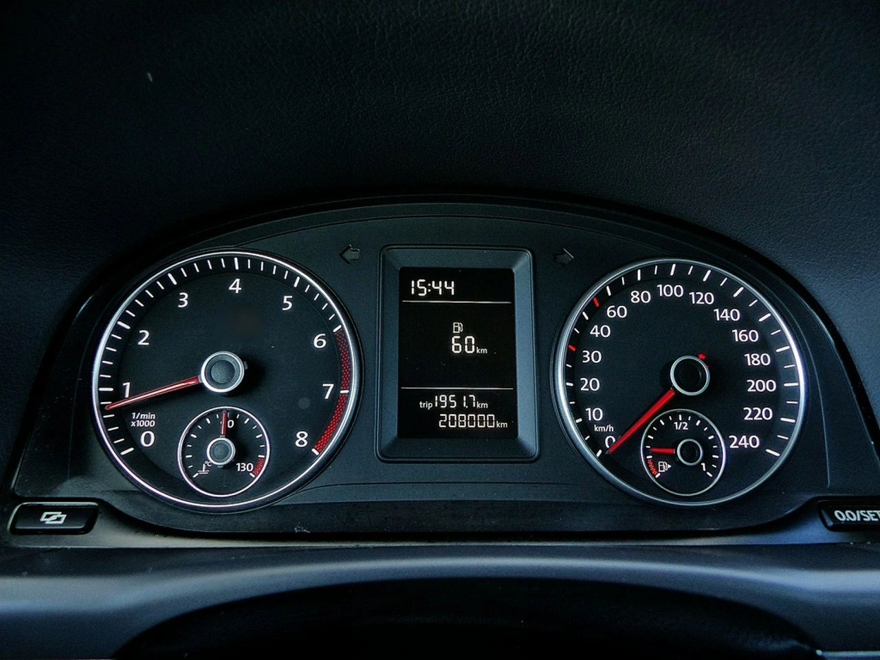 Volkswagen Touran - Zdjęcie 29