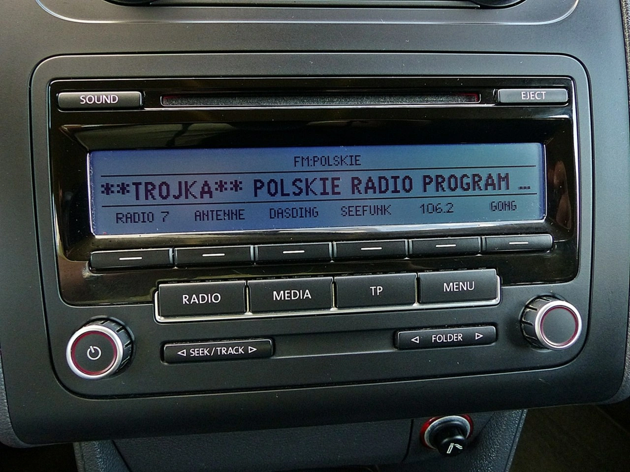 Volkswagen Touran - Zdjęcie 32