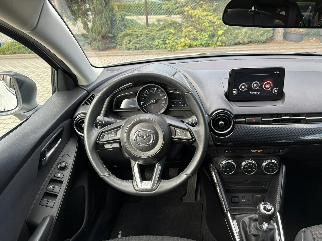 Mazda 2 - Zdjęcie 15