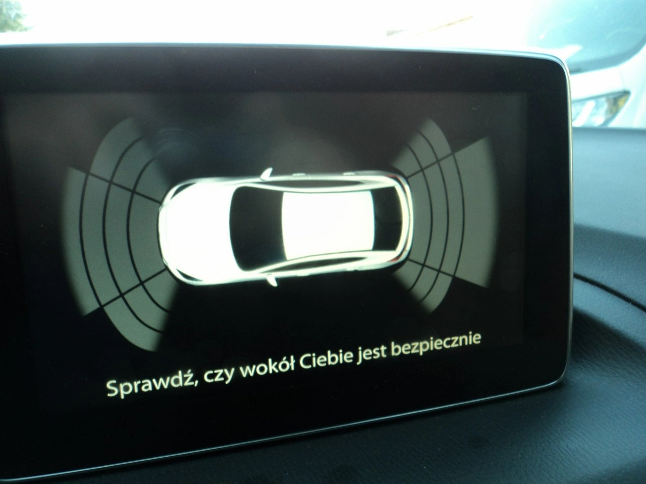 Mazda 3 - Zdjęcie 18