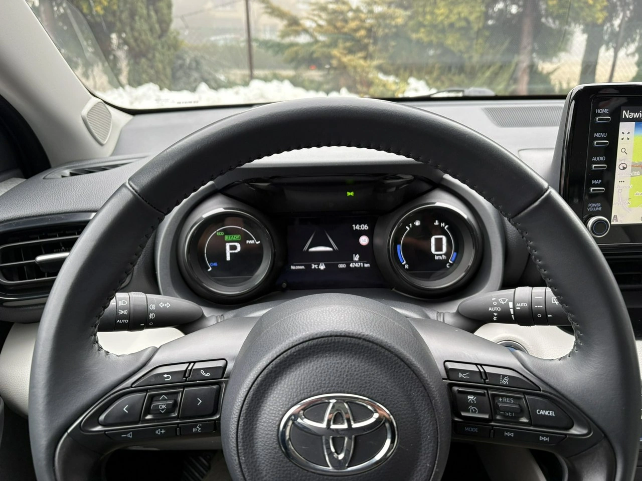 Toyota Yaris - Zdjęcie 20