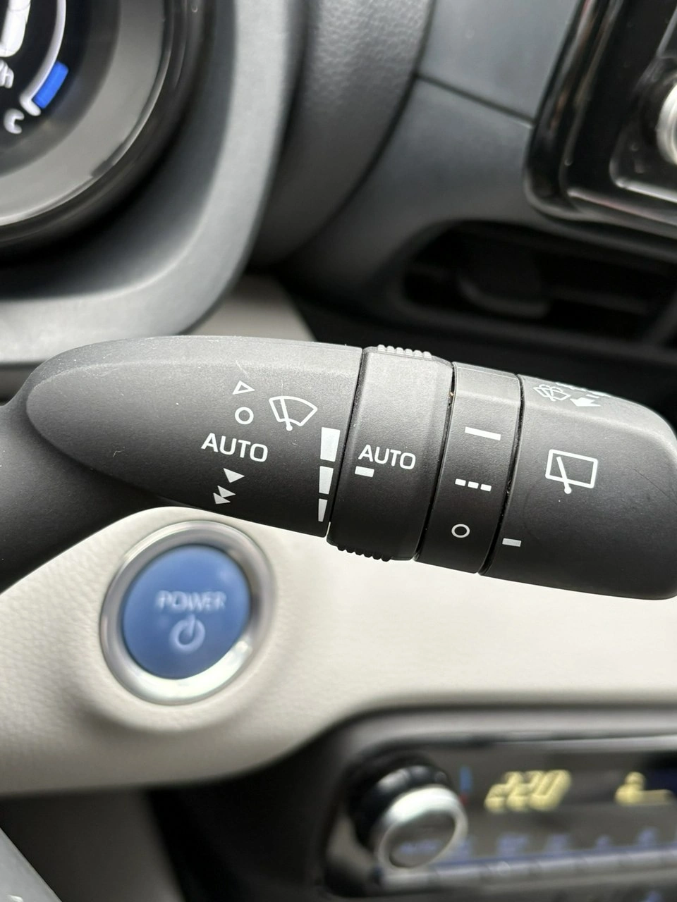 Toyota Yaris - Zdjęcie 29