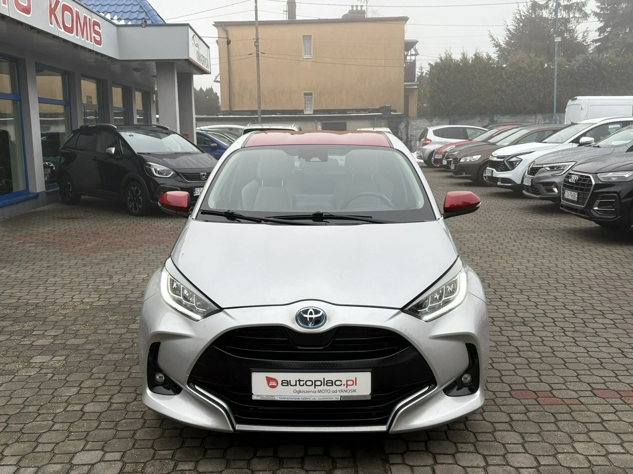 Toyota Yaris - Zdjęcie 2