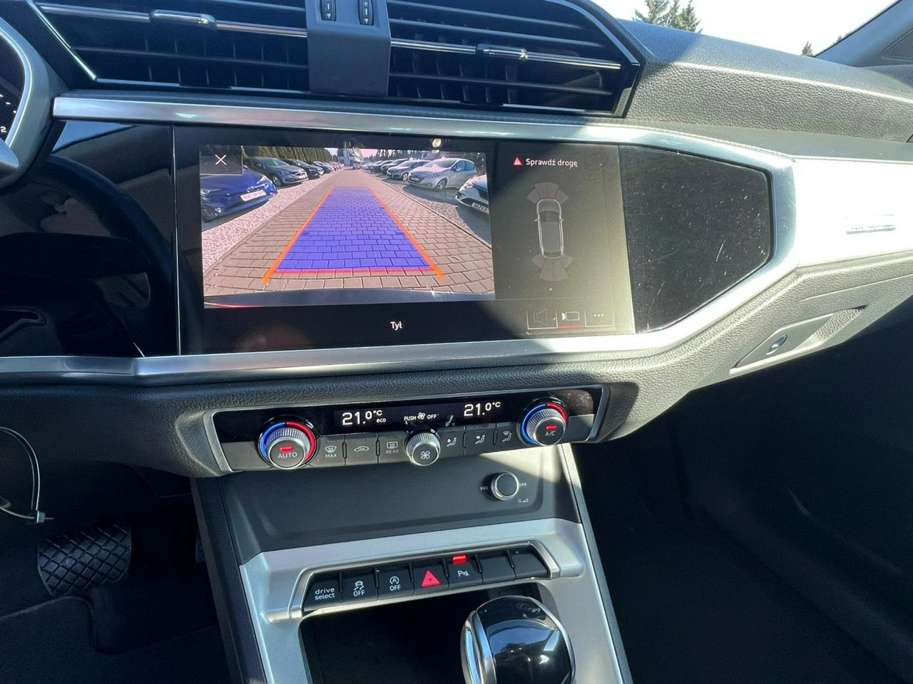 Audi Q3 - Zdjęcie 9