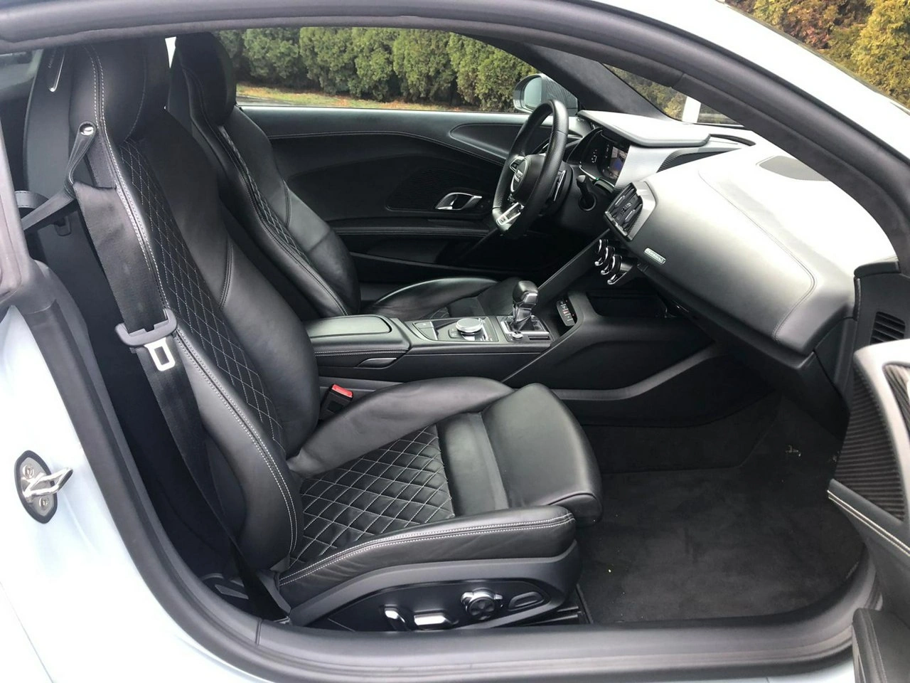 Audi R8 - Zdjęcie 13