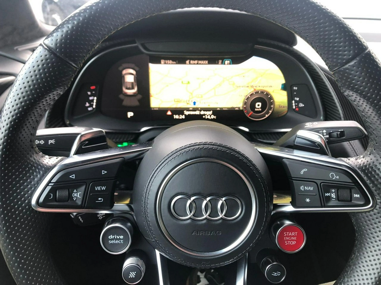 Audi R8 - Zdjęcie 18