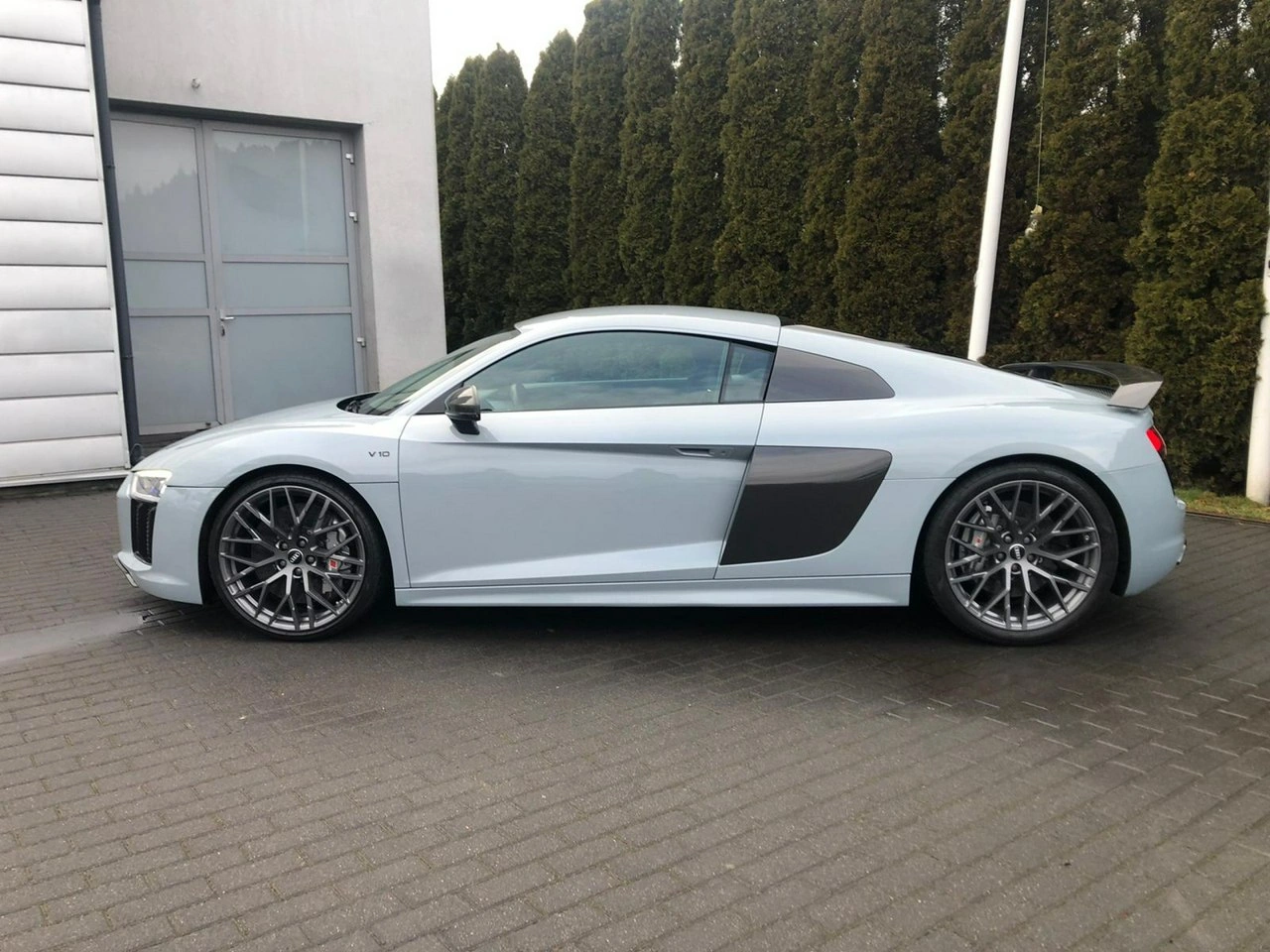 Audi R8 - Główne zdjęcie