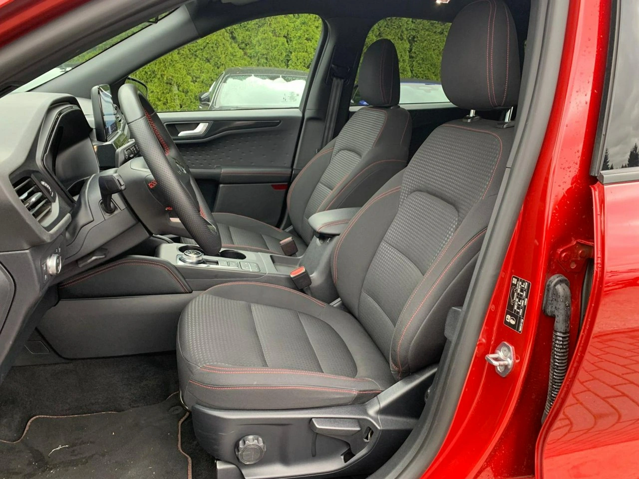 Ford Kuga - Zdjęcie 7