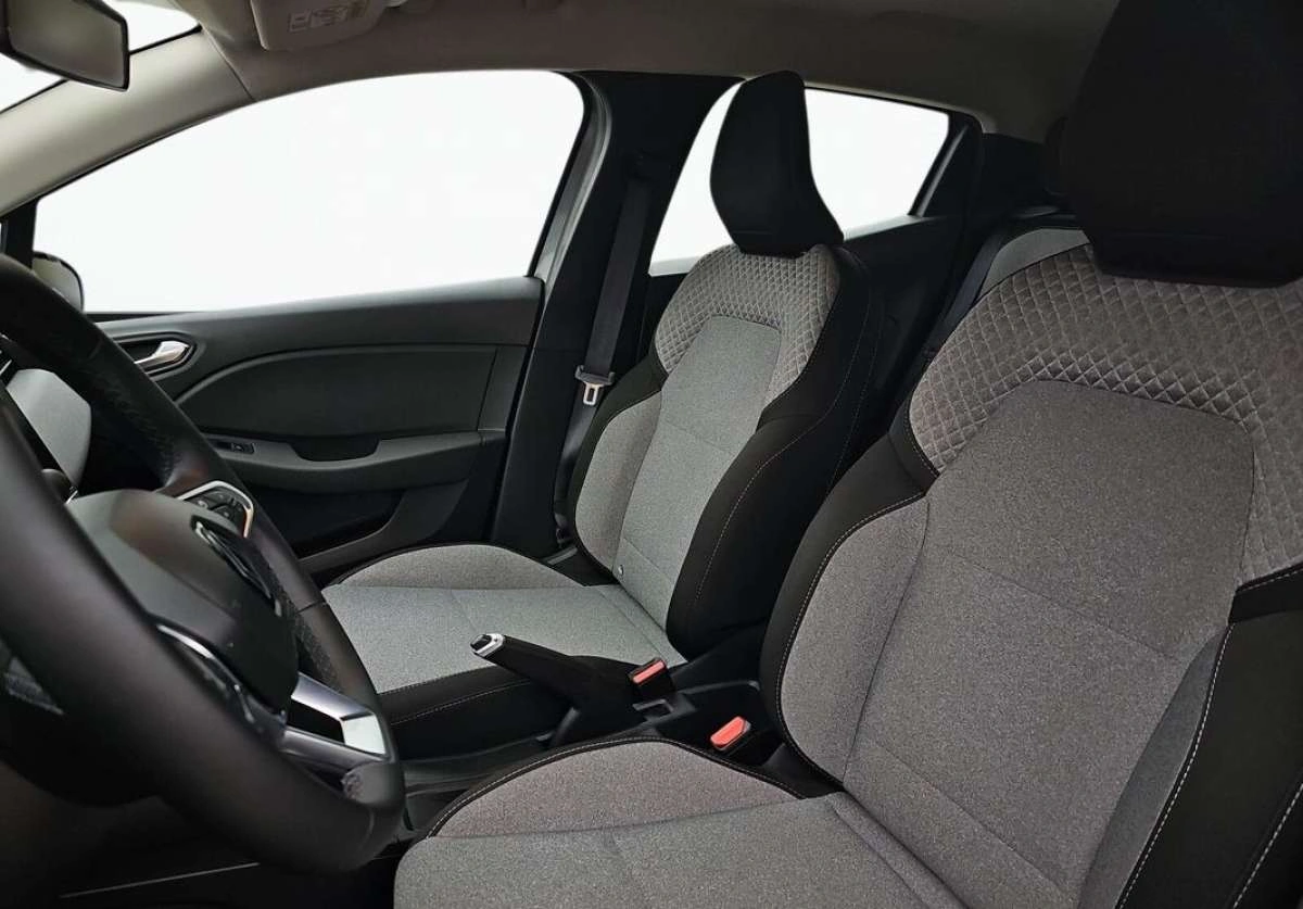 Renault Clio - Zdjęcie 12