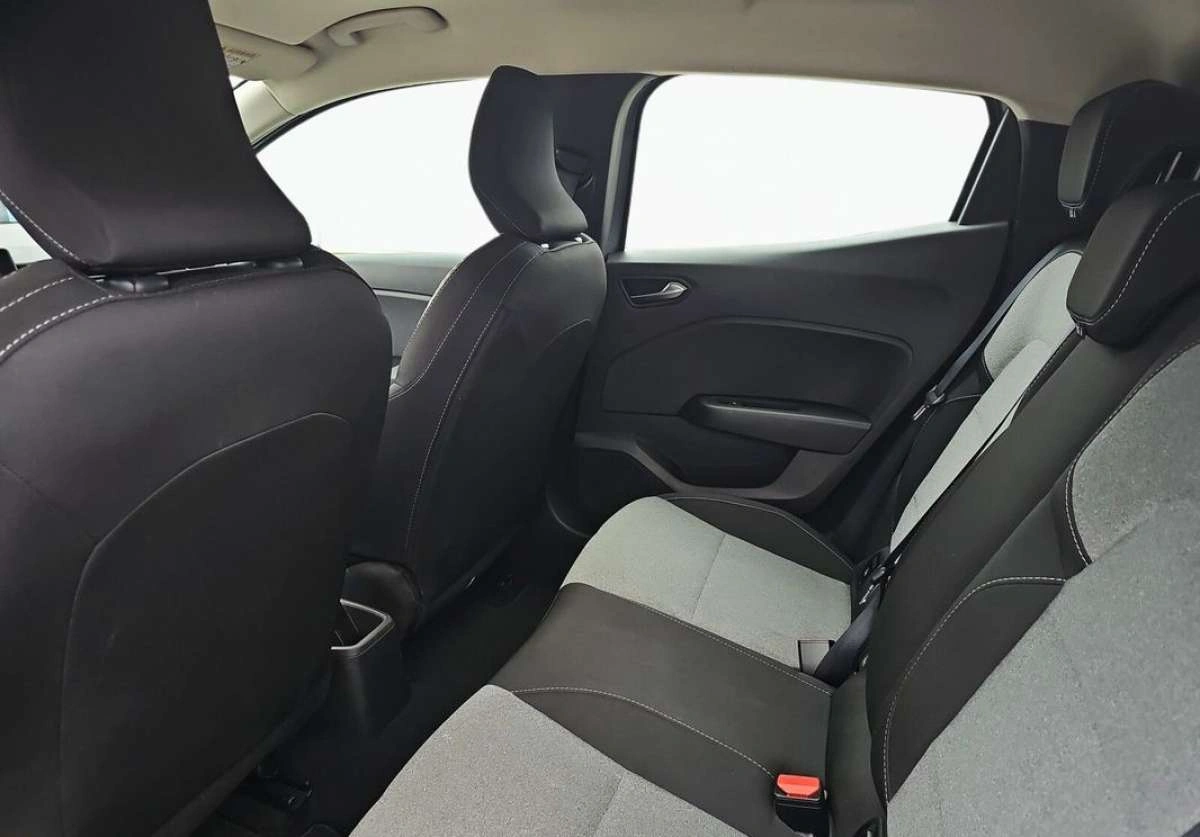 Renault Clio - Zdjęcie 13