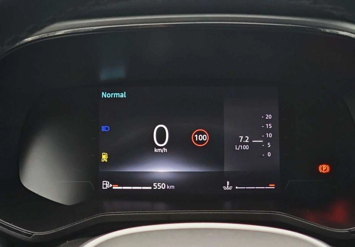 Renault Clio - Zdjęcie 20