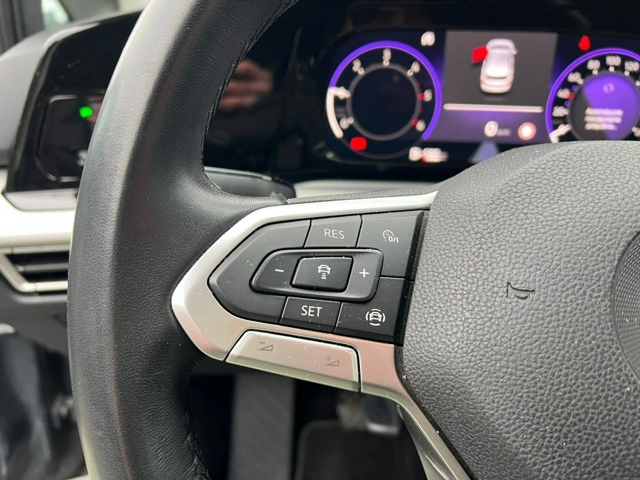 Volkswagen Golf - Zdjęcie 12