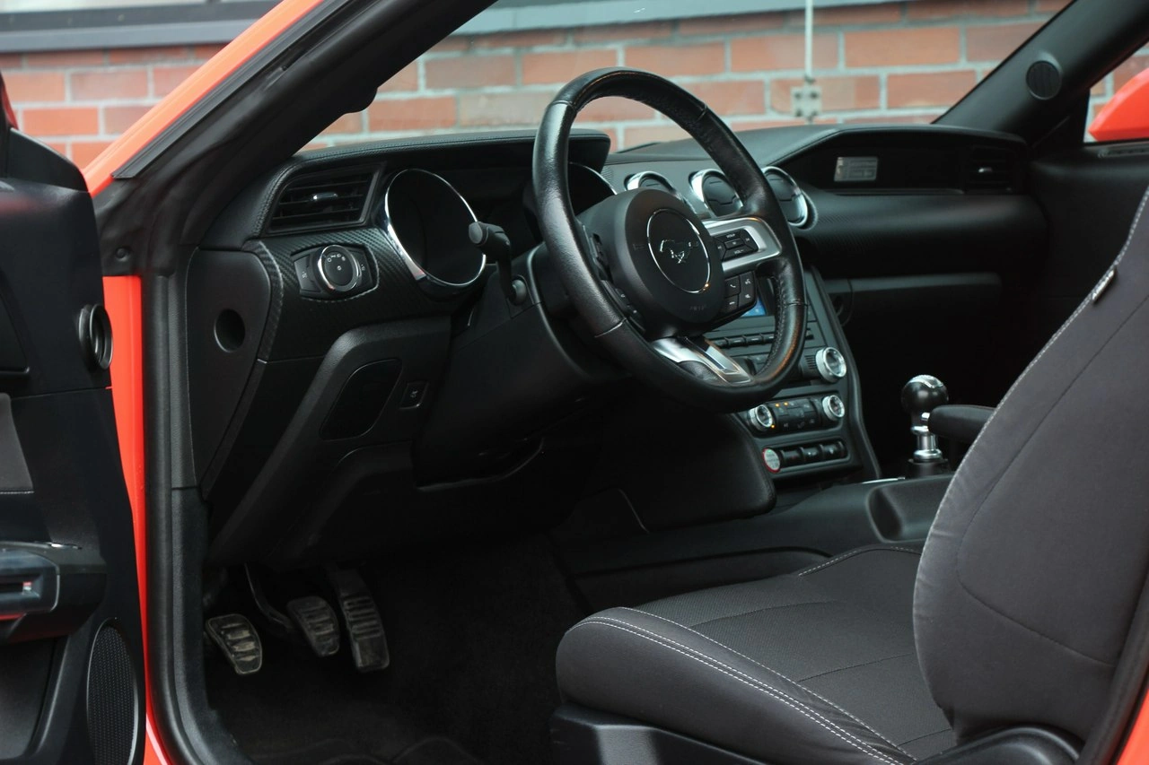 Ford Mustang - Zdjęcie 10