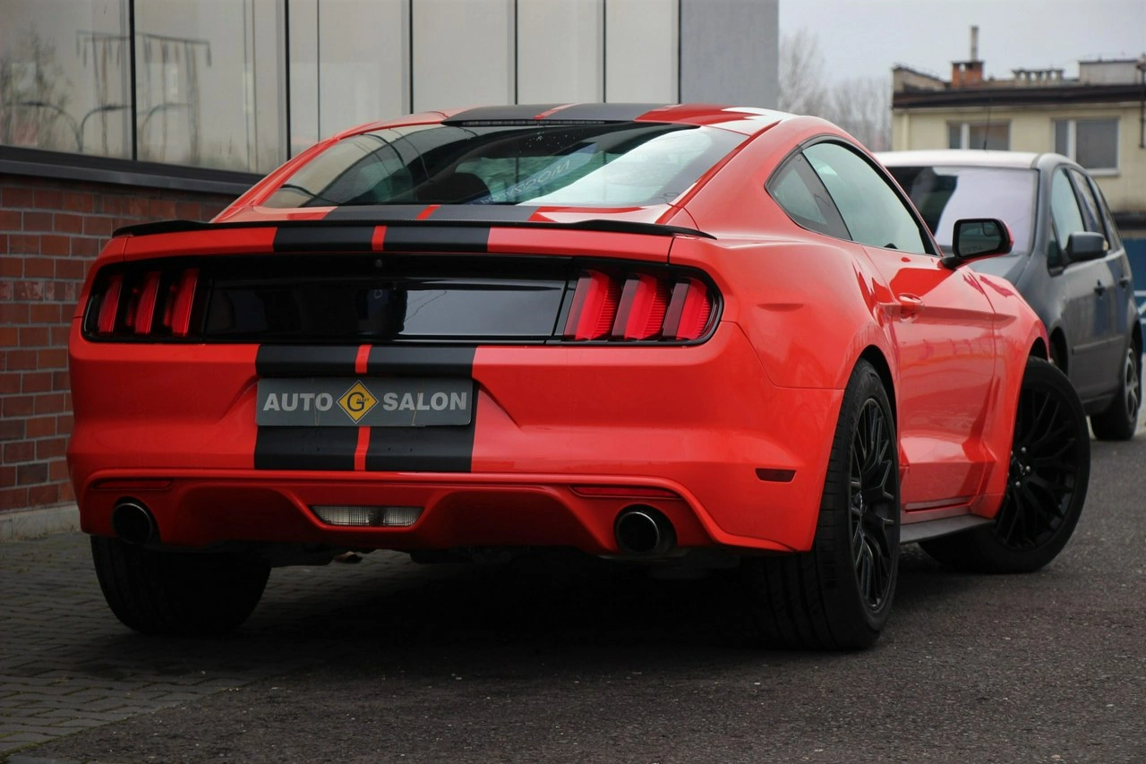 Ford Mustang - Zdjęcie 6