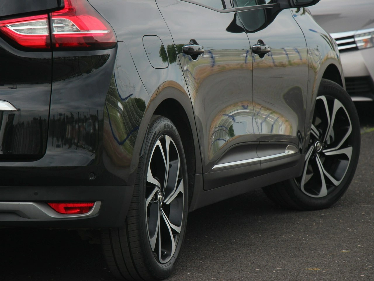 Renault Grand Scenic - Zdjęcie 5