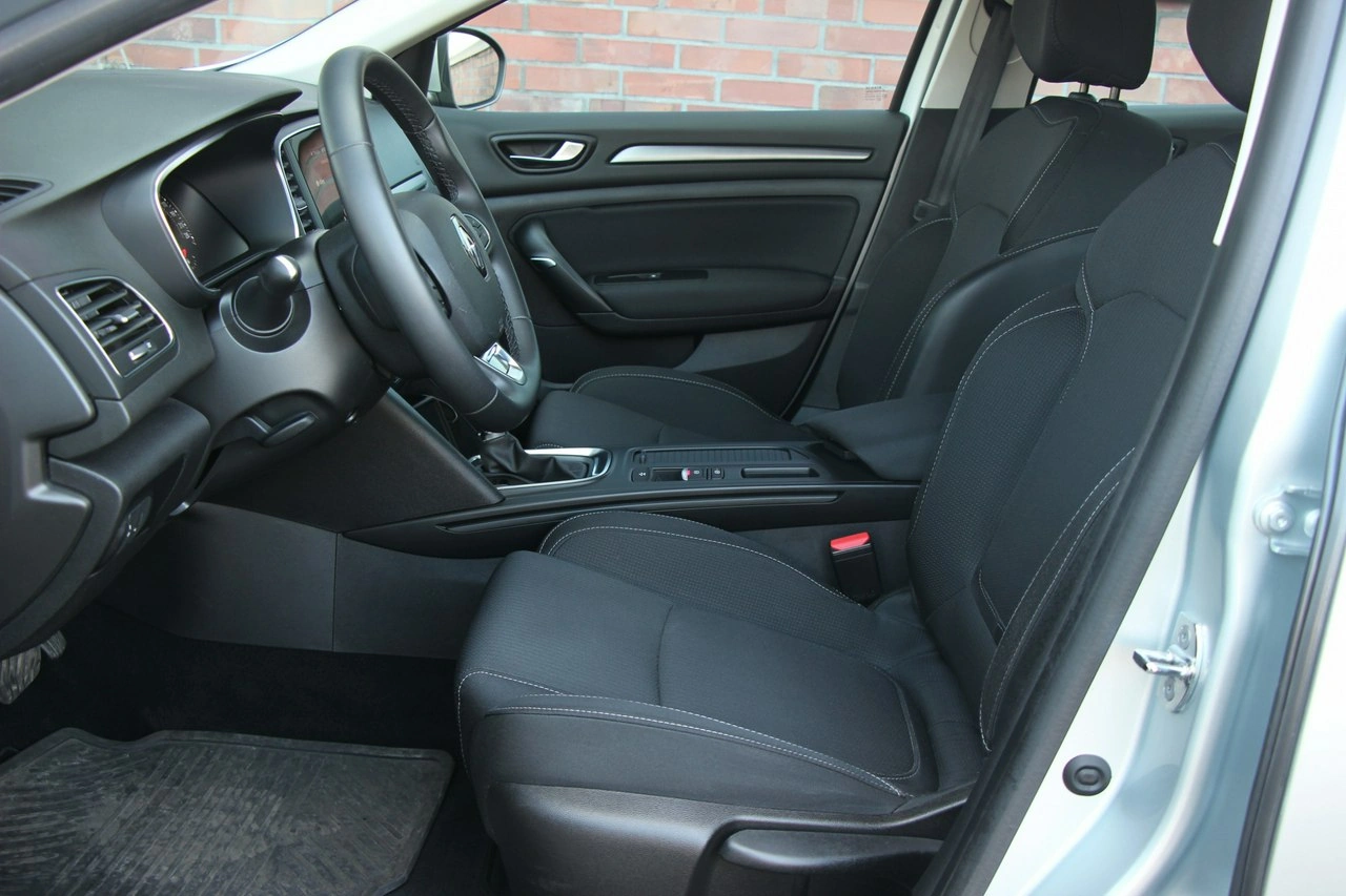 Renault Megane - Zdjęcie 10