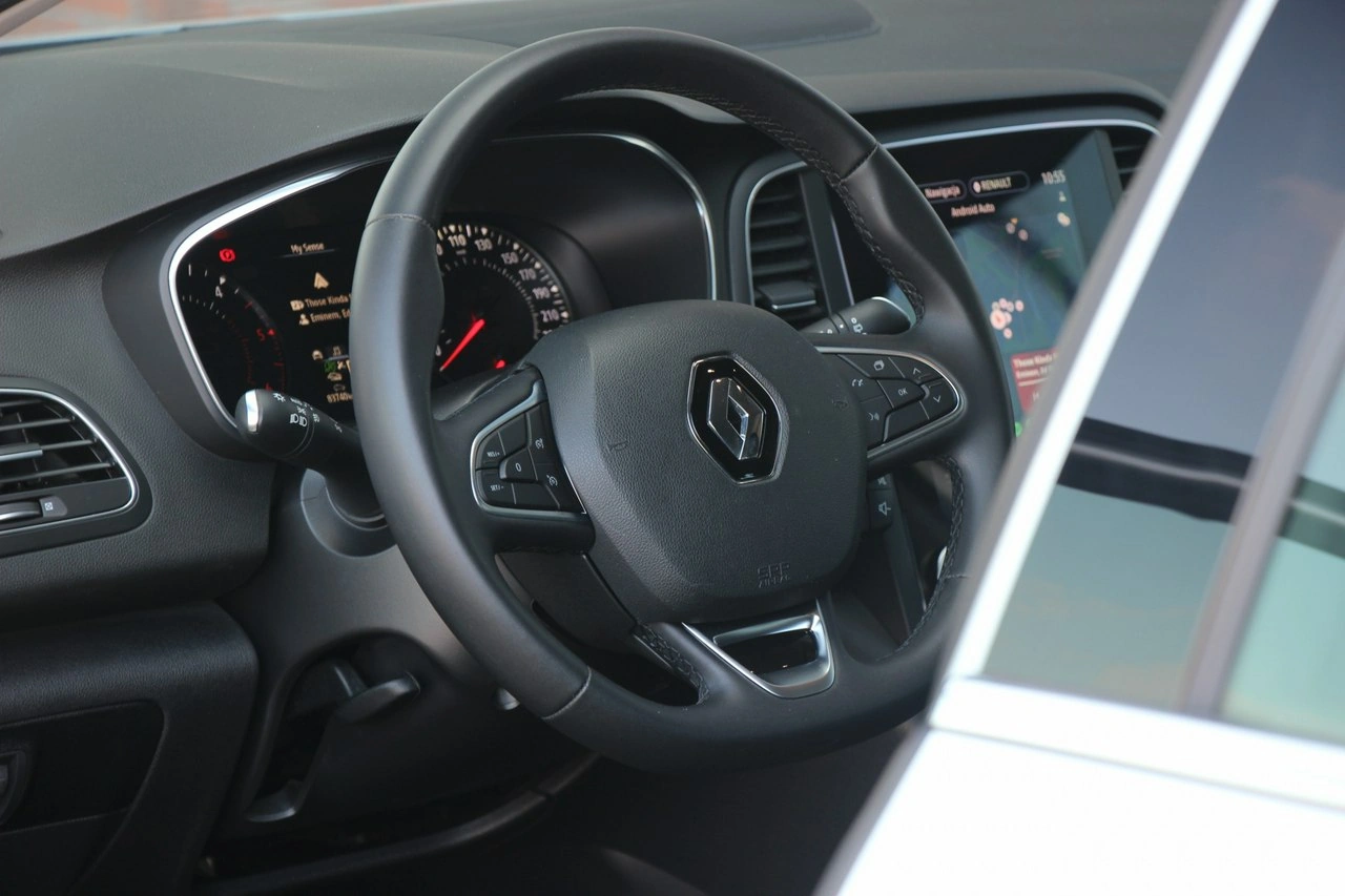 Renault Megane - Zdjęcie 13