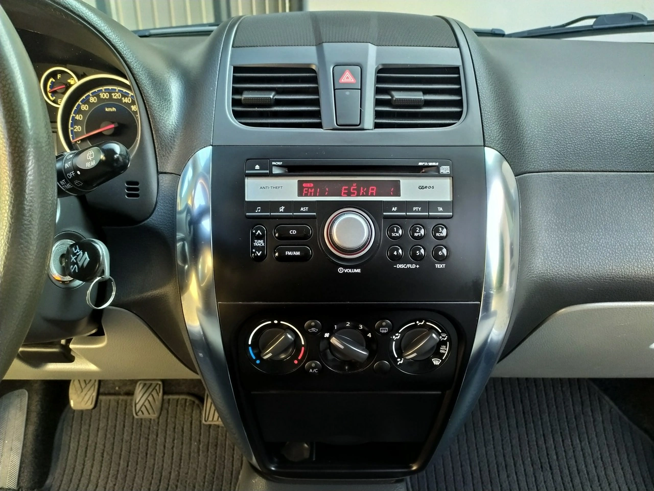 Suzuki SX4 - Zdjęcie 18
