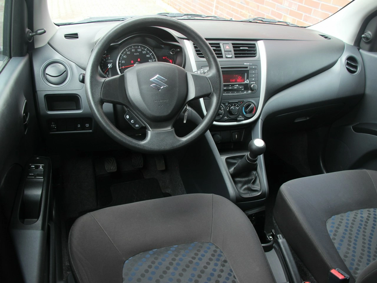 Suzuki Celerio - Zdjęcie 15