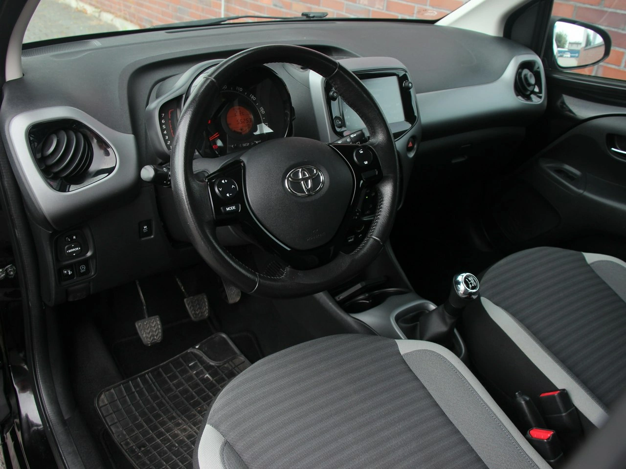Toyota Aygo - Zdjęcie 14