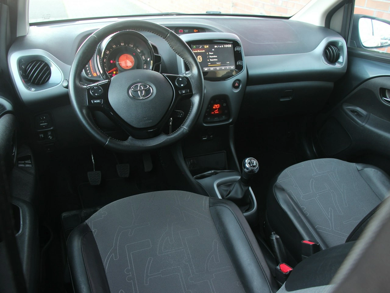 Toyota Aygo - Zdjęcie 15