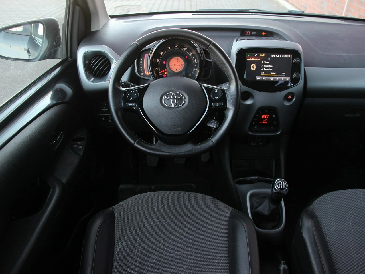 Toyota Aygo - Zdjęcie 16