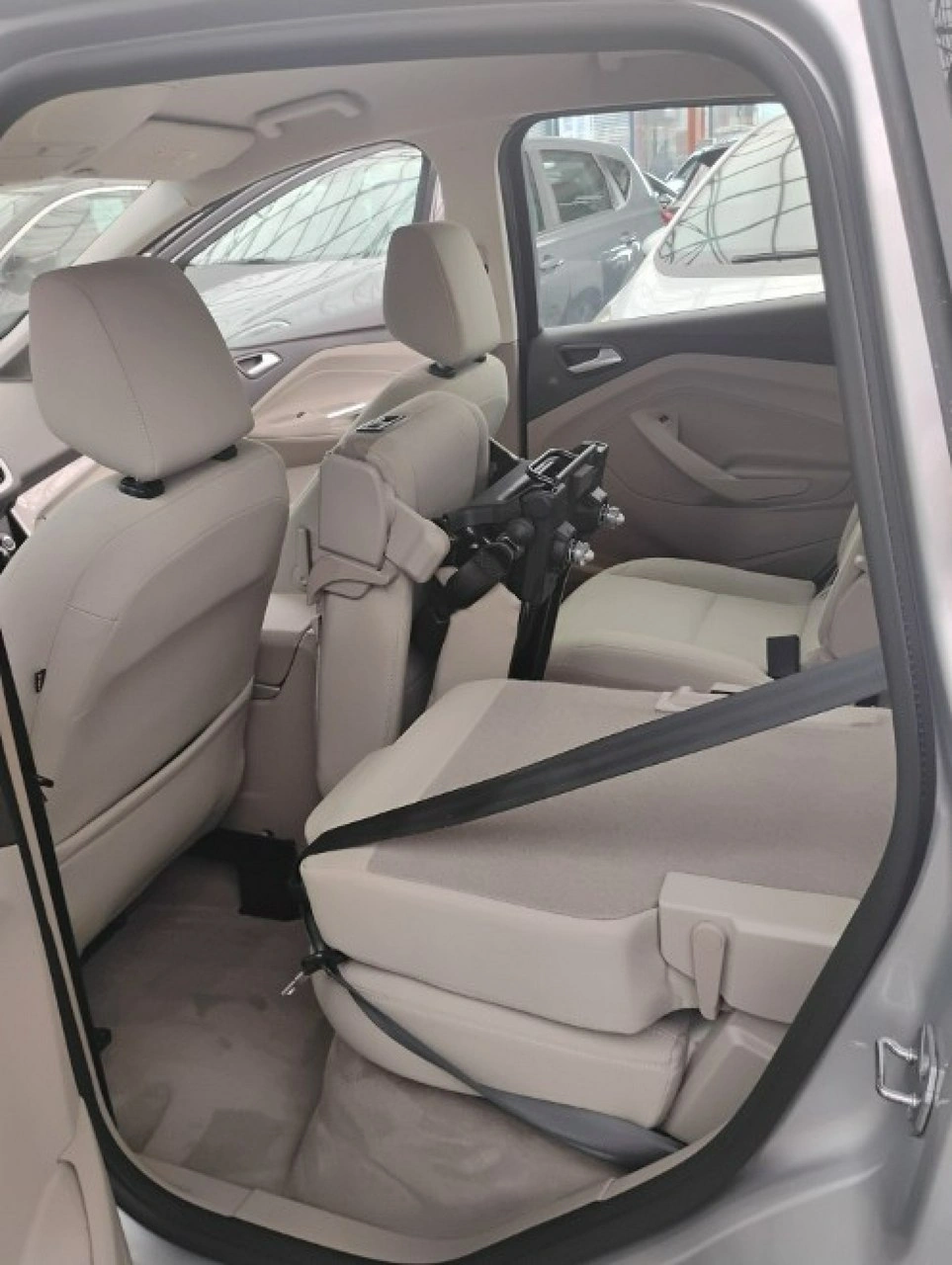 Ford C-MAX - Zdjęcie 16